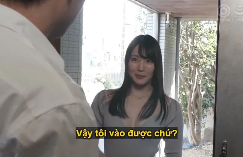 Chàng trai giàu có gần nhà bị cô bé xinh đẹp đã lập gia đình ở tuổi trẻ vừa dọn đến gần dụ dỗ quan hệ.
