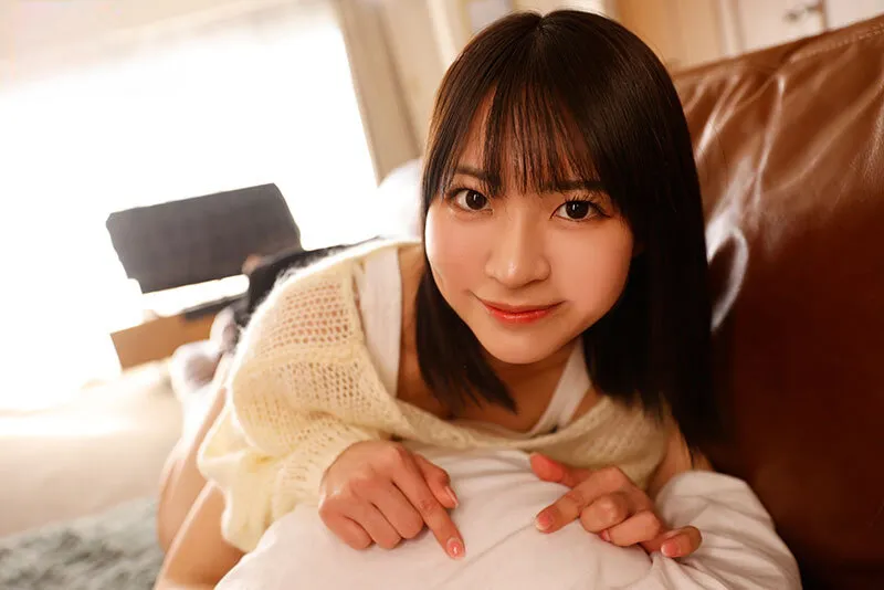 Chị gái lần đầu có any còn nhiều ngỡ ngàng nên mượn cò thằng em tập trước